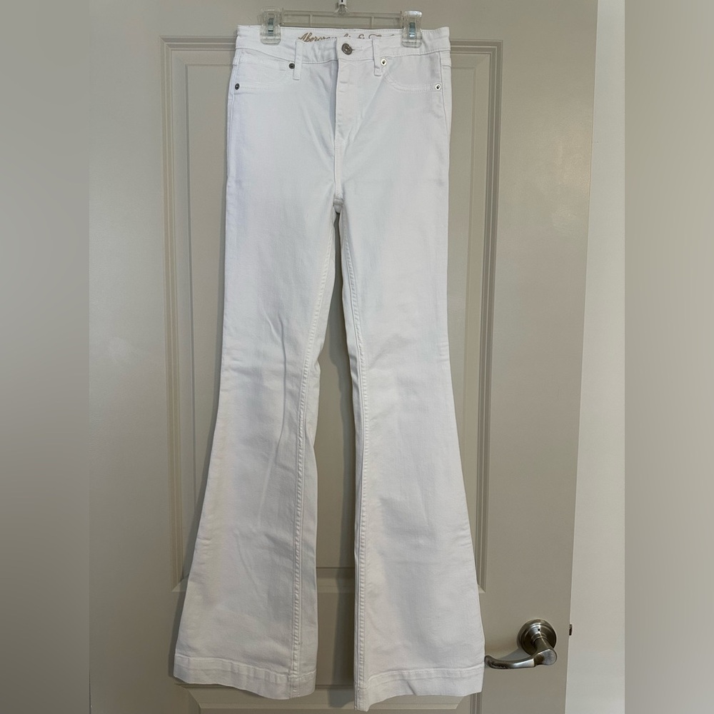 Abercrombie & Fitch Women's White Skinny Flared Jeans